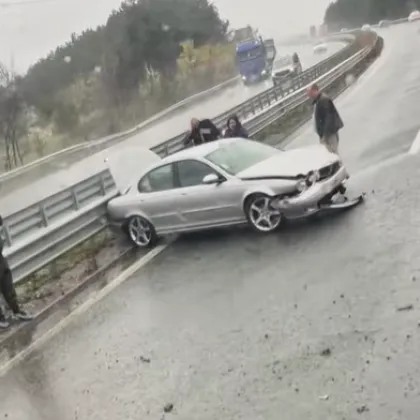 Катастрофа и на АМ "Струма" СНИМКИ