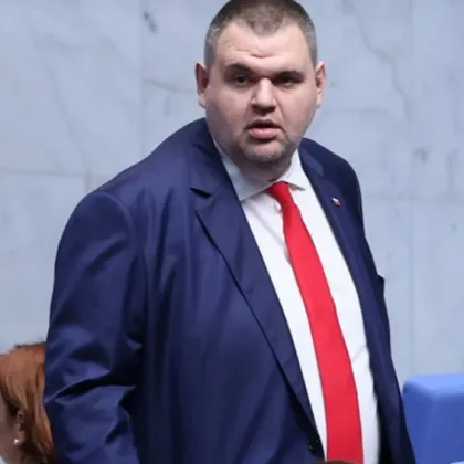 ДПС след оттеглянето на Сарафов: Демокрацията е стабилна, когато се спазват Конституцията