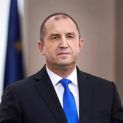 Украйна призова Румен Радев да не възпрепятства подкрепата на Европейския