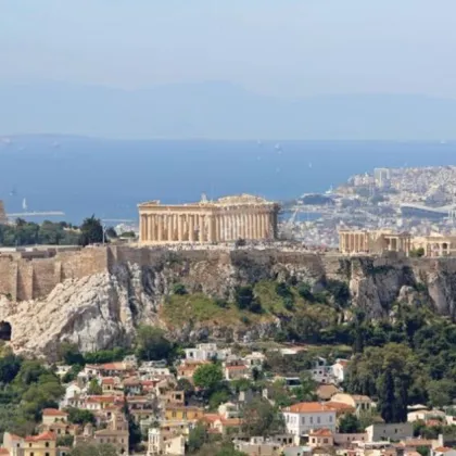 Популярен туристически град може да забрани строителството на нови хотели