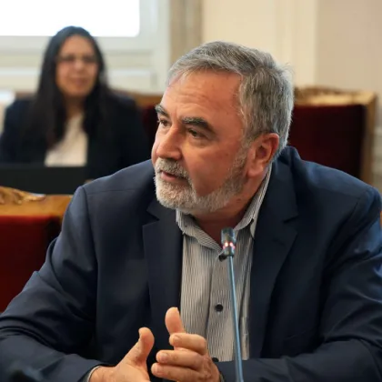 Главният държавен здравен инспектор доц Ангел Кунчев е претърпял тежка онкологична