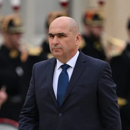 Премиерът на Румъния нарече "безотговорен акт" нарушаването на въздушното им пространство от Русия