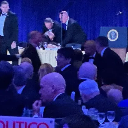 Стрелба избухна в събота вечерта местно време в хотел Вашингтон