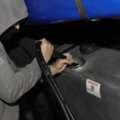 Източиха 900 литра дизел от машини в каменна кариера