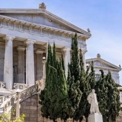 Петима ранени при стрелба в Атина, издирват нападателя