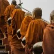Арестуваха будистки монаси със 110 кг дрога
