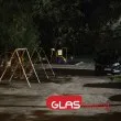 Нова мода? Паркираха кола край катерушки в София