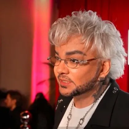 &bdquo;Кралят" тръгва към Луната! Киркоров иска космически полет&hellip; с кучето си Леонардо