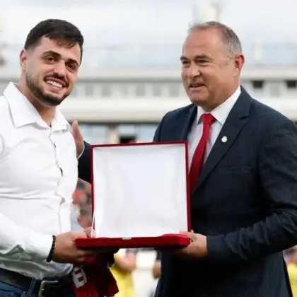 ЦСКА награди Карлос Насар преди мача с Лудогорец