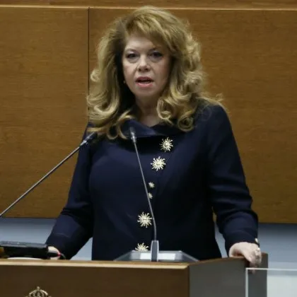 Йотова: Властта да не оставя хората сами срещу цените и сметките