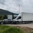Тежък сблъсък край Асеновград, кола e помляна СНИМКА