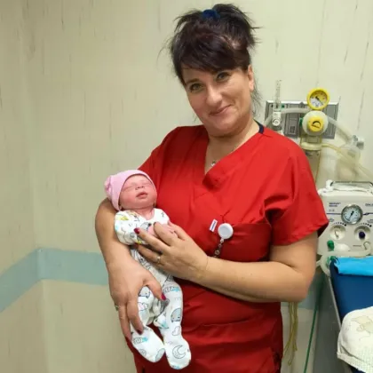 Динка Негалова: Акушерската професия е призвание, търпение и много любов