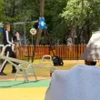 Момчета превърнаха детска площадка във футболно игрище, за малко да ударят бебе