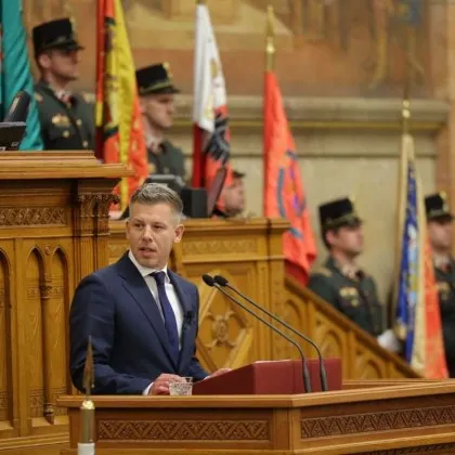 Правителството на Мадяр положи клетва