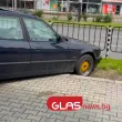 Шофьори паркират върху тротоари и зелени площи до Панаира в Пловдив