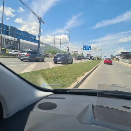 Още една катастрофа на столичното Околовръстно! Този път с моторист, има задръстване ВИДЕО