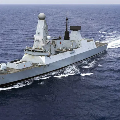 Великобритания изпрати разрушителя HMS Dragon в Ормузкия проток