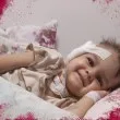Малкият Арас живее благодарение на машина, майка му моли за помощ