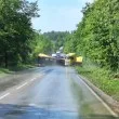 Продължава разчистването на Е-79 след инцидента