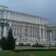 След падането на правителството, в Букурещ започна процедура по импийчмънт на президента