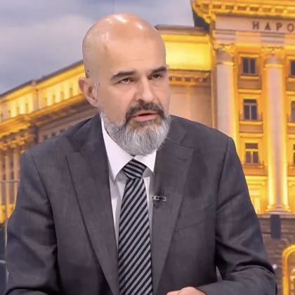 Павел Попов, "Демократична България": Свалянето на охраната на Борисов и Пеевски е знак за края на техния опит за доминация