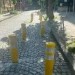 Лишават хората от 2 места? Спор за колчета в центъра на София СНИМКА