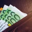 Средната заплата в София за пръв път мина 2000 евро