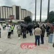 Около 100 души излязоха на протест в подкрепа на Палестина в центъра на София СНИМКИ