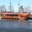 Потъва корабът дворец на Янукович: Луксозният &bdquo;Галеон" отиде под вода ВИДЕО