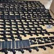 198 пистолета и 120 пълнителя откриха митничари в камион