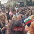 Два инцидента белязаха концерта на DARA в центъра на София
