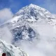 Рекорд на Еверест: 274 алпинисти изкачиха върха за един ден
