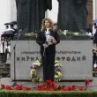 Йотова пред паметника на Кирил и Методий в София: Нека да пазим българския език