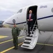 Самолет на министъра на отбраната на Великобритания е бил заглушен край Русия