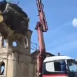 Кран изпусна църковен купол в Софийско ВИДЕО