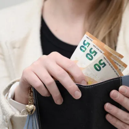 Готвят промени в механизма за минималната работна заплата