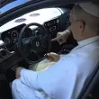 Папа Лъв XIV подкара новото електрическо Ferrari - акциите му се сринаха ВИДЕО