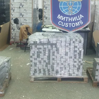 Митничари заловиха цигари за над 43 000 евро в турски камион