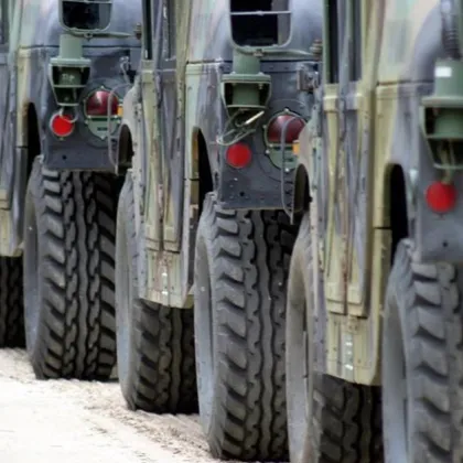 Американска военна техника минава през България