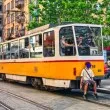 &bdquo;Безплатен курс": Момче яхна Железния кон в София