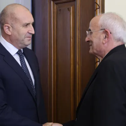 Радев: Възстановяването на мира в Близкия изток ще укрепи стабилността на Европа