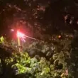 Искри от улична лампа насред дъжда стреснаха столичани СНИМКИ