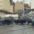 Сблъскаха се две коли в София, има щети СНИМКА