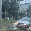 Добре почерпен дядо в Добрич - тротоар, жена и хидрант се изпречиха на пътя му СНИМКИ ВИДЕО