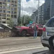 Кола катастрофира на булевард в София СНИМКИ