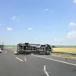 Смачкана &bdquo;Шкода" и обърнат камион на АМ &bdquo;Тракия" - шофьори попаднаха в капан СНИМКИ