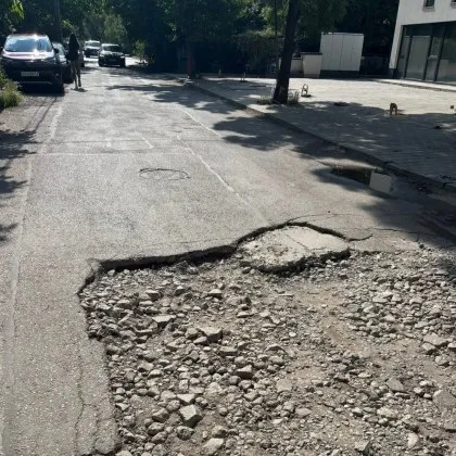 Нов "лунен пейзаж" в Кръстова вада смущава жителите на квартала