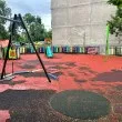 Боклуци, счупени огради и занемарена площадка: сигнал от Дупница постави неудобни въпроси