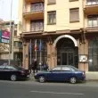 Подпалиха дипломатически коли на българското посолство в Скопие