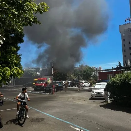 Извънредно: Голям пожар в района на хотел в Слънчев бряг